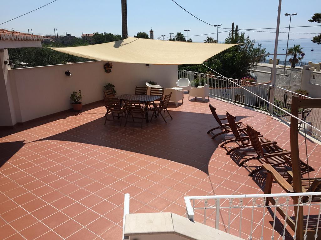 B&B Villa Sul Mare Melito Di Porto Salvo Exterior foto